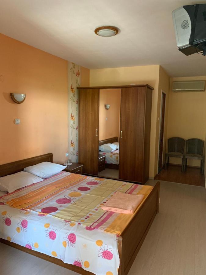 Rooms Low Price 소포트 외부 사진